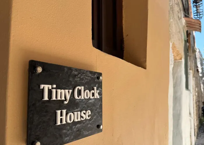 Apartment Tiny Clock House