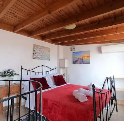 Tiny Clock House * Rhodes City